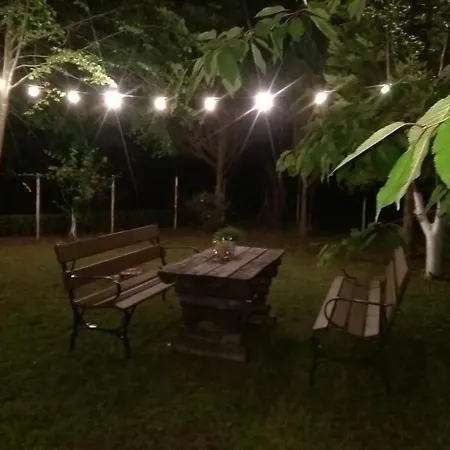 Una Verde Nyaraló